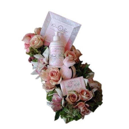 FLOWERS + BEAUTY BOX