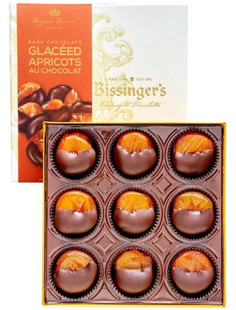 BISSINGER`S DARK CHOCOLATE GLACEED APRICOTS 9 PC